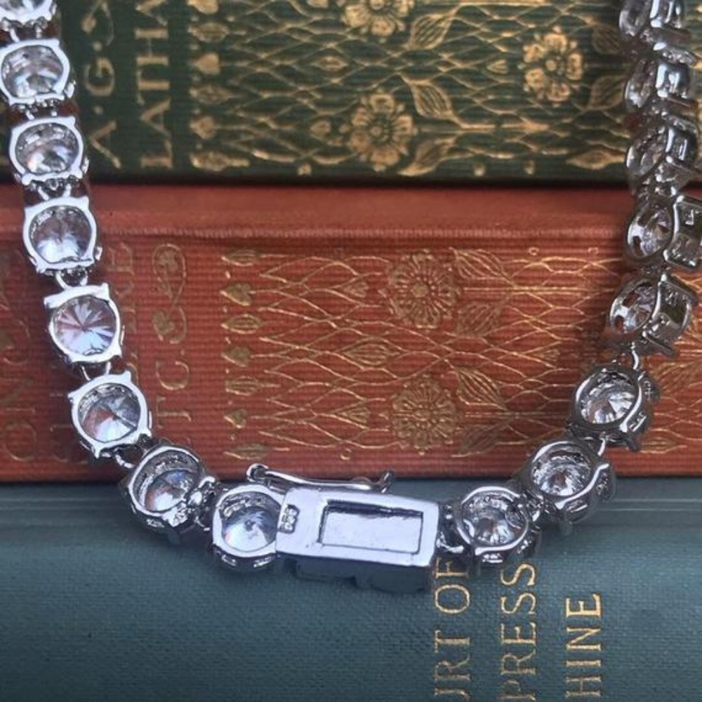 EXQUISITE 925 TENNIS NECKLACE - Picture 2 of 3